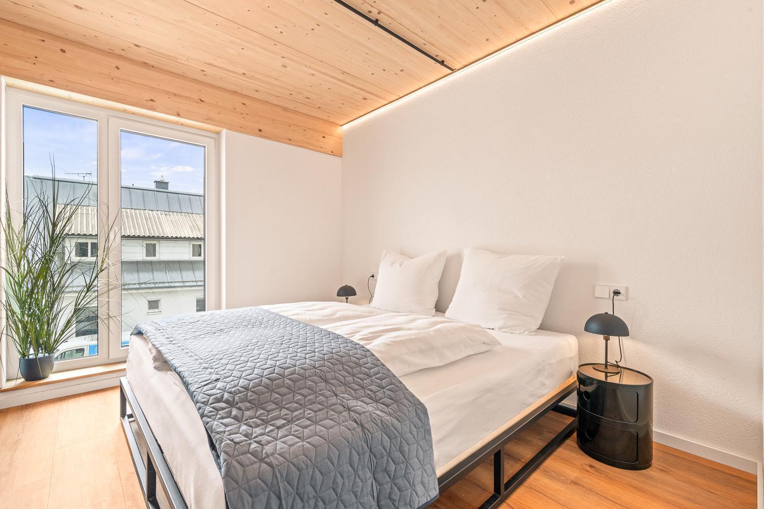 Einzimmer Wohlfuehlapartment Vier Klimatisiert Friedrichshafen Luaran gambar